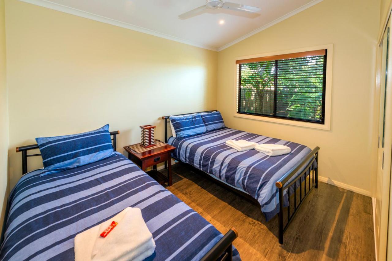 Safety Beach Bungalows Woolgoolga Ngoại thất bức ảnh