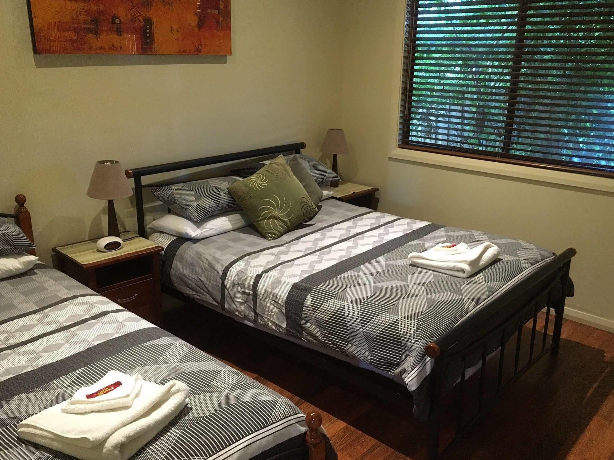 Safety Beach Bungalows Woolgoolga Ngoại thất bức ảnh