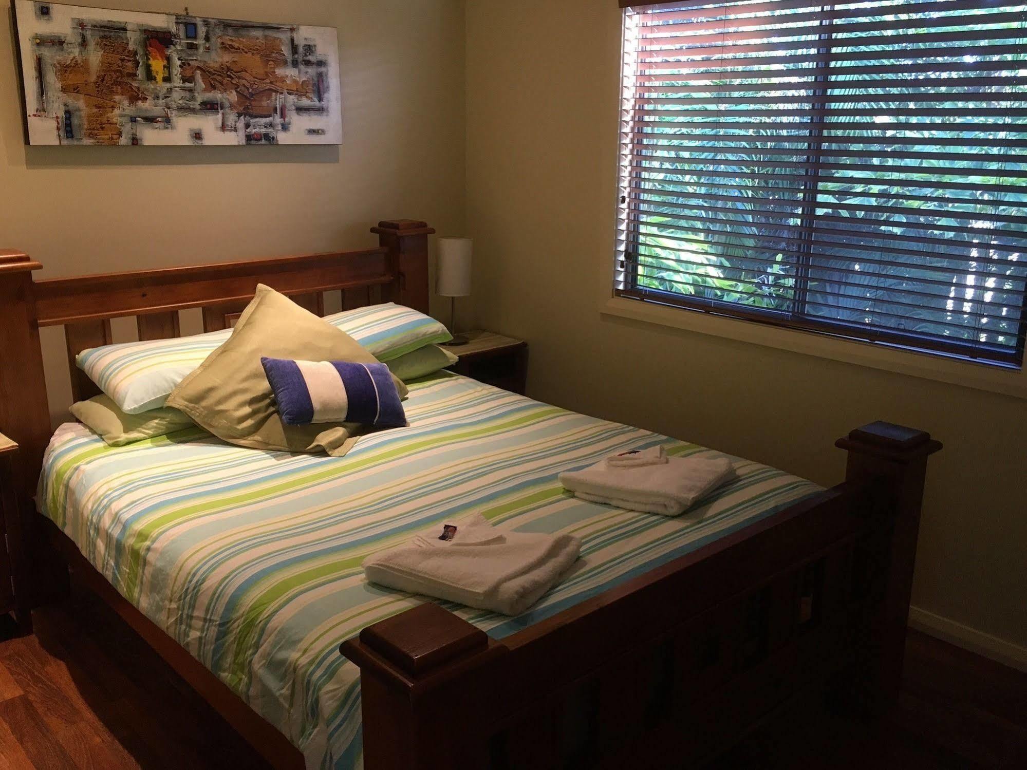 Safety Beach Bungalows Woolgoolga Ngoại thất bức ảnh